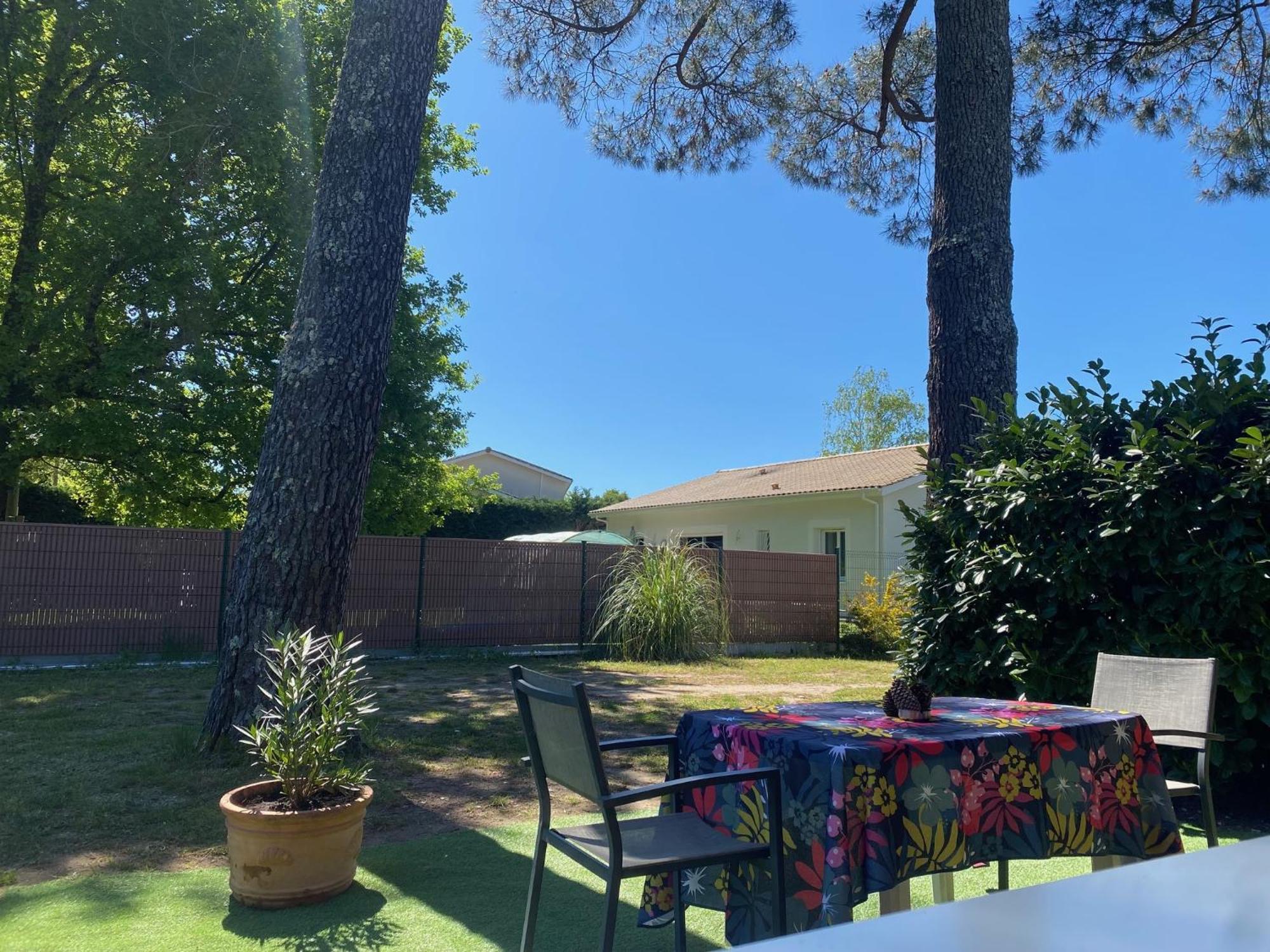 Hébergement de vacances D'ici Et D'ailleurs 2 *